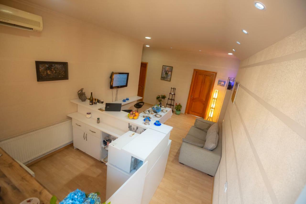 Wine Hostel Tbilisi Ngoại thất bức ảnh