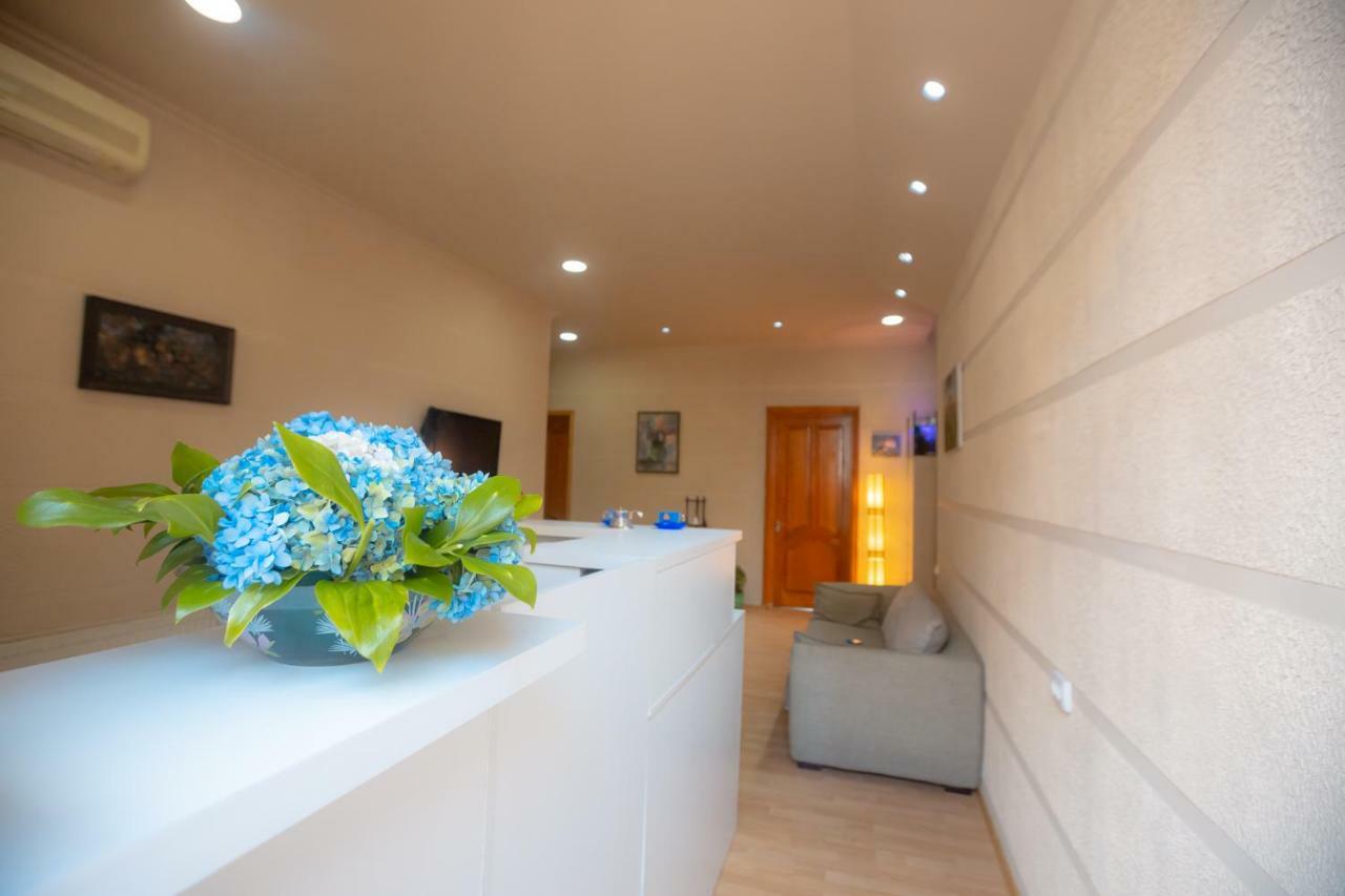 Wine Hostel Tbilisi Ngoại thất bức ảnh