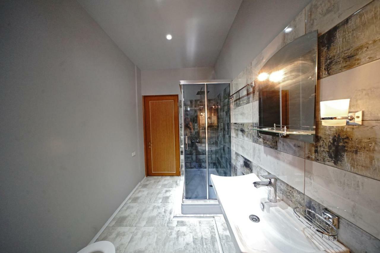 Wine Hostel Tbilisi Ngoại thất bức ảnh