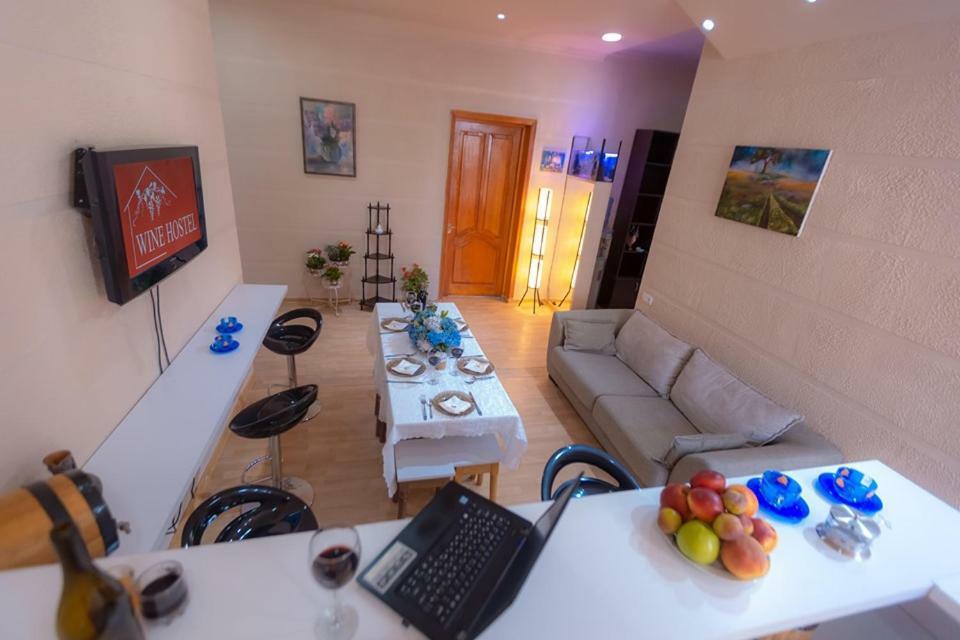 Wine Hostel Tbilisi Ngoại thất bức ảnh